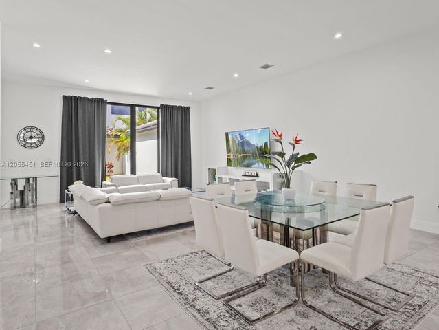 8143 NW 47th Terrace, Doral, FL 33166