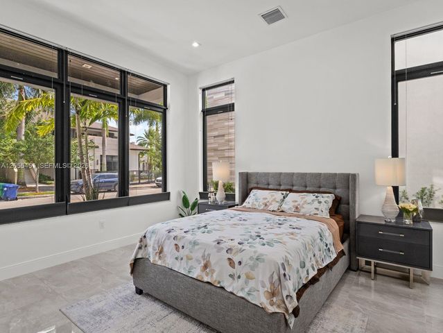 8143 NW 47th Terrace, Doral, FL 33166