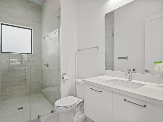 8143 NW 47th Terrace, Doral, FL 33166