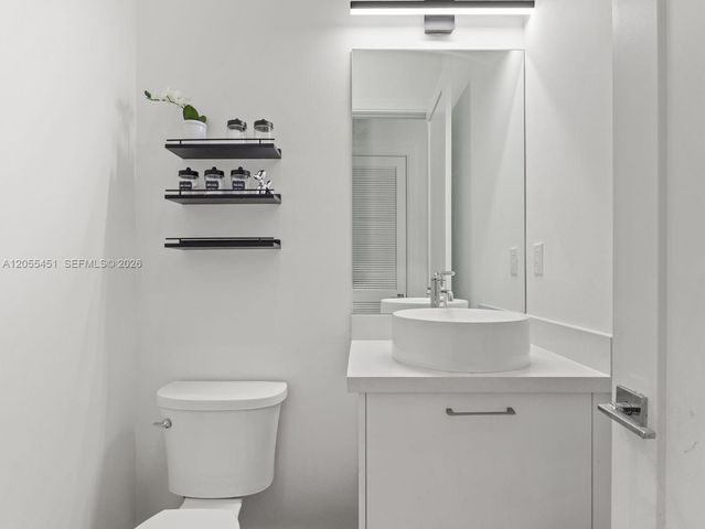 8143 NW 47th Terrace, Doral, FL 33166