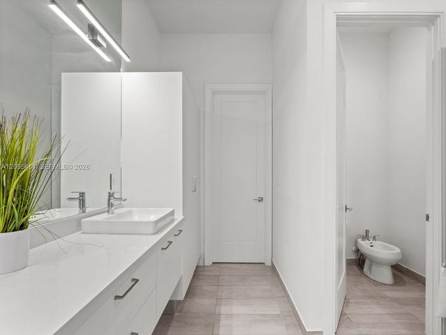 8143 NW 47th Terrace, Doral, FL 33166