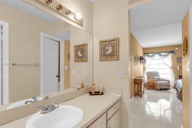 5800 SW 127th Ave 2203, Miami, FL 33183