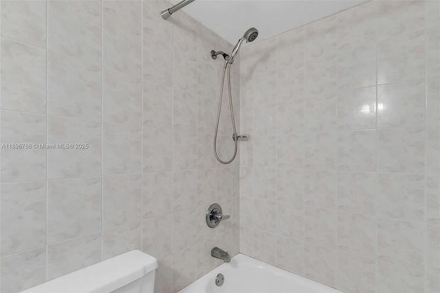 5800 SW 127th Ave 2203, Miami, FL 33183
