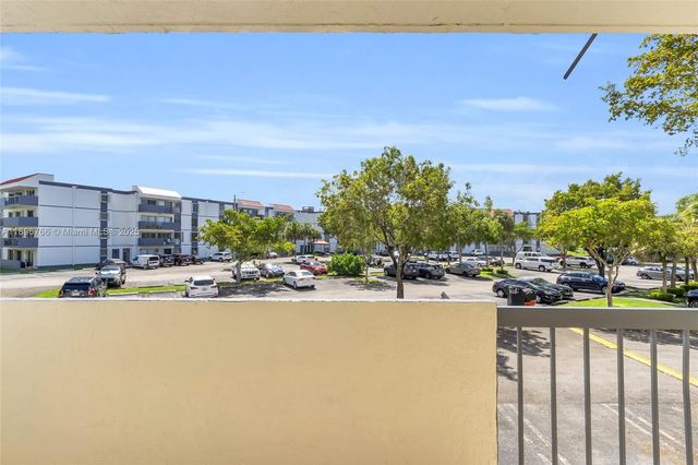 5800 SW 127th Ave 2203, Miami, FL 33183