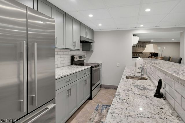 26 Alpine Dr, Denville Twp., NJ 07834