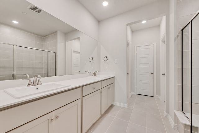 8095 Challenger Lane, Frisco, TX 75034