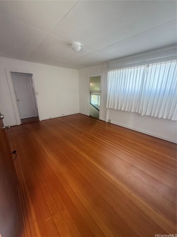 2329 Orchid Street, Honolulu, HI 96816