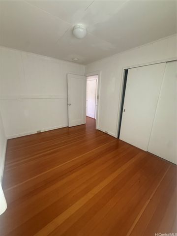 2329 Orchid Street, Honolulu, HI 96816