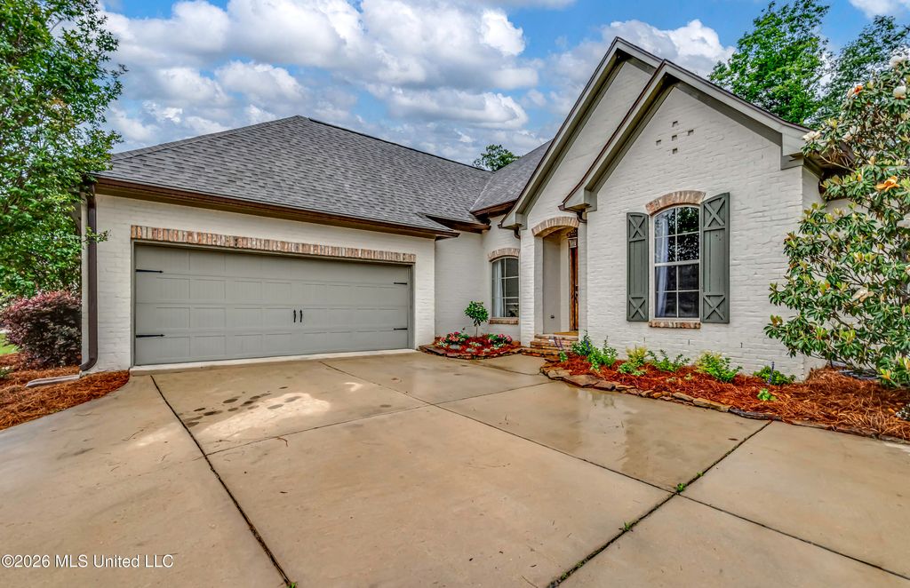 612 Macbeth Street, Brandon, MS 39047
