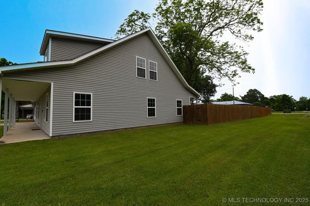 304 S Blackstone Street, Vian, OK 74962