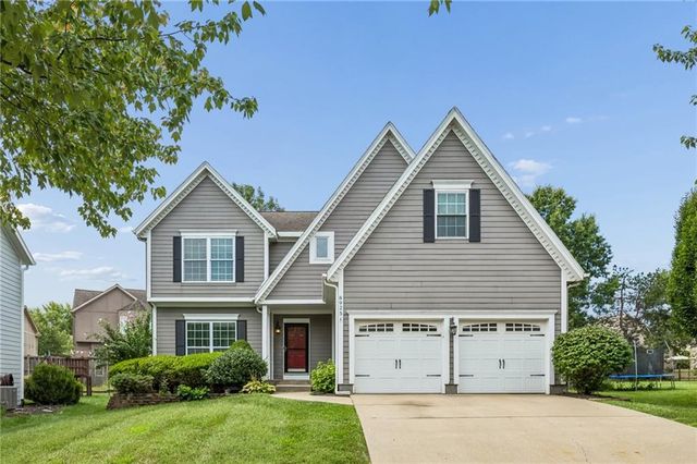 8925 W 132nd Terrace, Overland Park, KS 66213