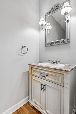 8925 W 132nd Terrace, Overland Park, KS 66213
