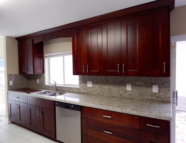 10430 BUENA VENTURA Drive, Boca Raton, FL 33498