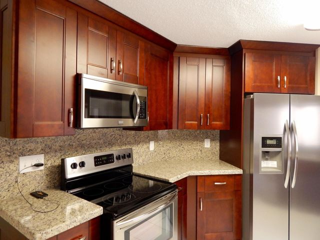10430 BUENA VENTURA Drive, Boca Raton, FL 33498