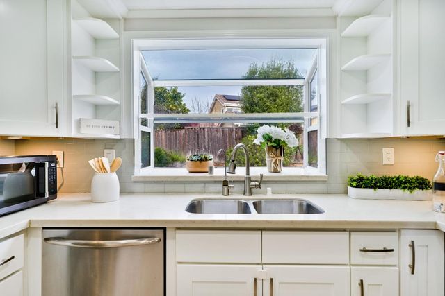 32368 Derby Street, Union City, CA 94587