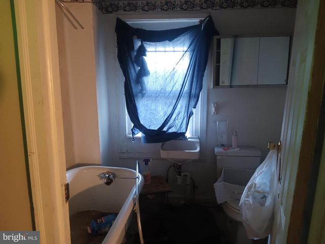 1917 LEMMON ST, Baltimore, MD 21223