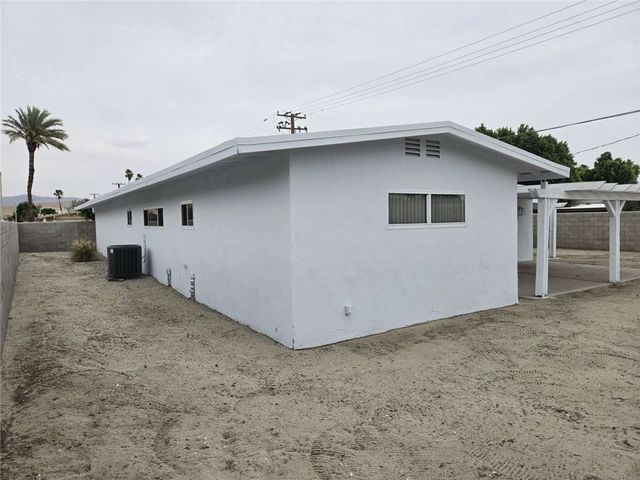 68015 Estio Road, Cathedral City, CA 92234