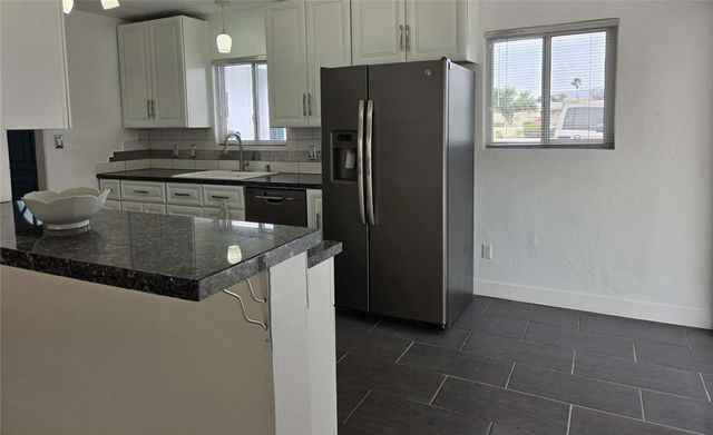 68015 Estio Road, Cathedral City, CA 92234