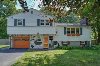 23 Laurel Dr., Hudson, MA 01749