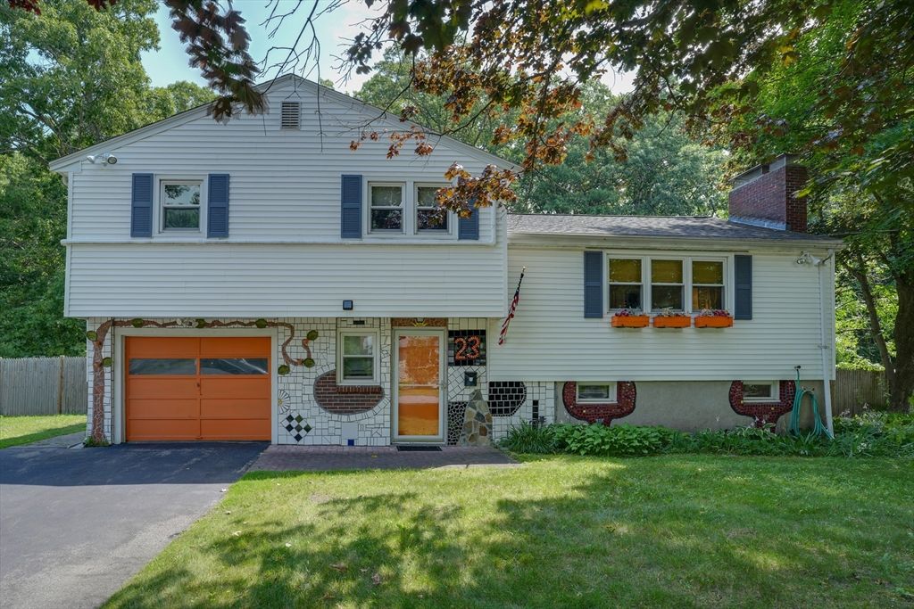 23 Laurel Dr., Hudson, MA 01749