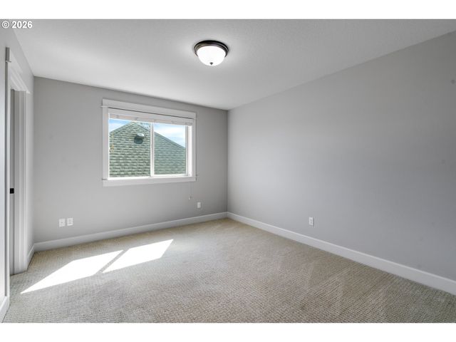 15395 Se FRYE St, Happy Valley, OR 97086