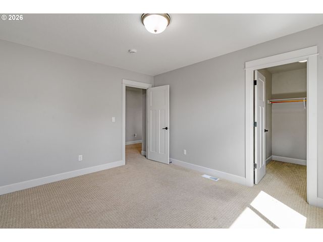 15395 Se FRYE St, Happy Valley, OR 97086