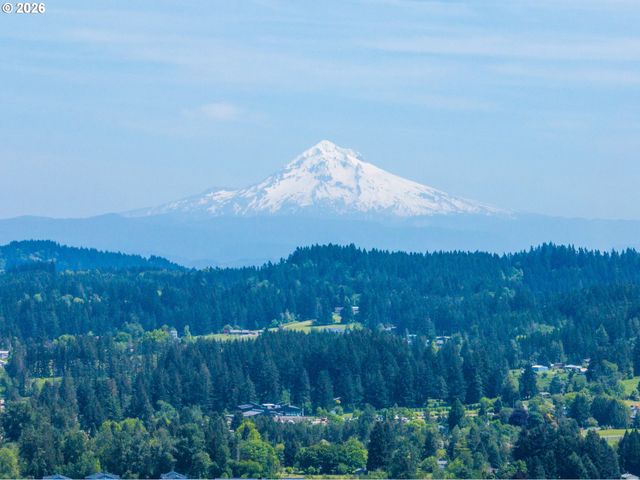 15395 Se FRYE St, Happy Valley, OR 97086