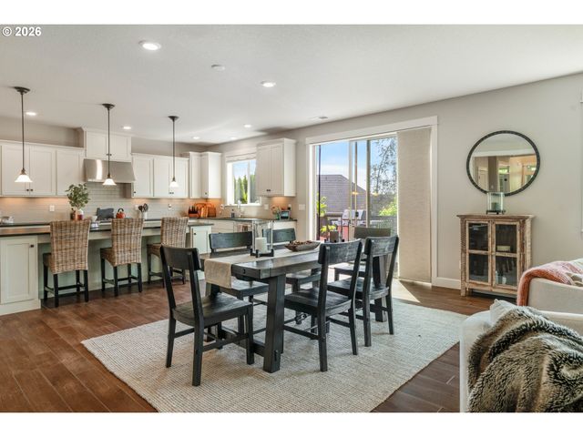 15395 Se FRYE St, Happy Valley, OR 97086