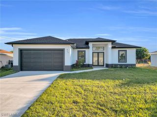 920 Larkwood AVE, Lehigh Acres, FL 33974