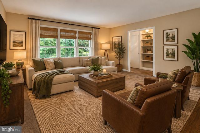7408 BULL RUN DR, Centreville, VA 20121