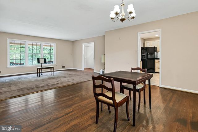 7408 BULL RUN DR, Centreville, VA 20121