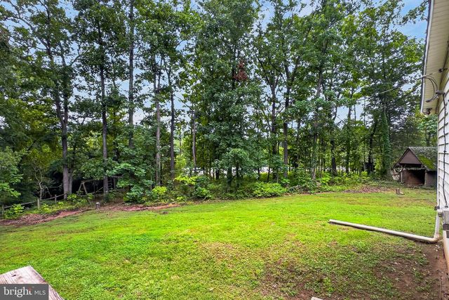 7408 BULL RUN DR, Centreville, VA 20121