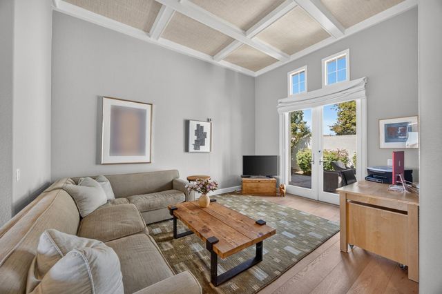 1853 Fallen Leaf Ln, Lincoln, CA 95648