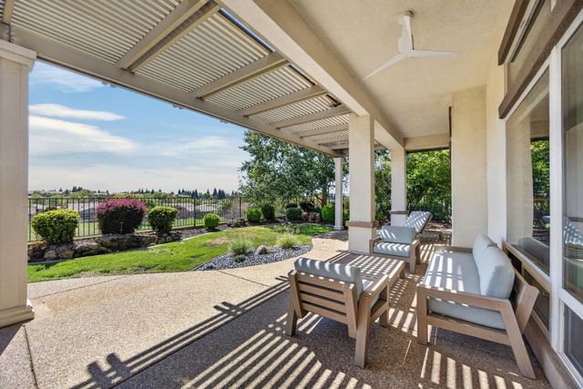 1853 Fallen Leaf Ln, Lincoln, CA 95648