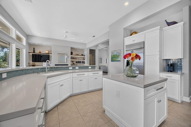 1853 Fallen Leaf Ln, Lincoln, CA 95648