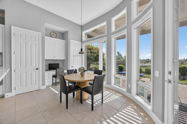 1853 Fallen Leaf Ln, Lincoln, CA 95648