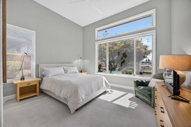 1853 Fallen Leaf Ln, Lincoln, CA 95648