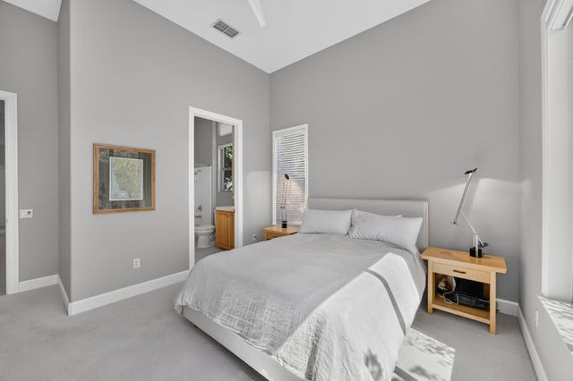1853 Fallen Leaf Ln, Lincoln, CA 95648