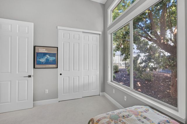1853 Fallen Leaf Ln, Lincoln, CA 95648