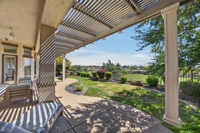 1853 Fallen Leaf Ln, Lincoln, CA 95648