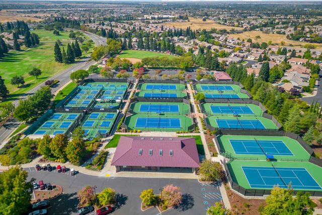 1853 Fallen Leaf Ln, Lincoln, CA 95648