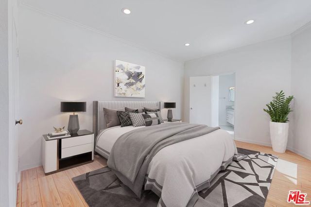 832 PALM Avenue 305, West Hollywood, CA 90069