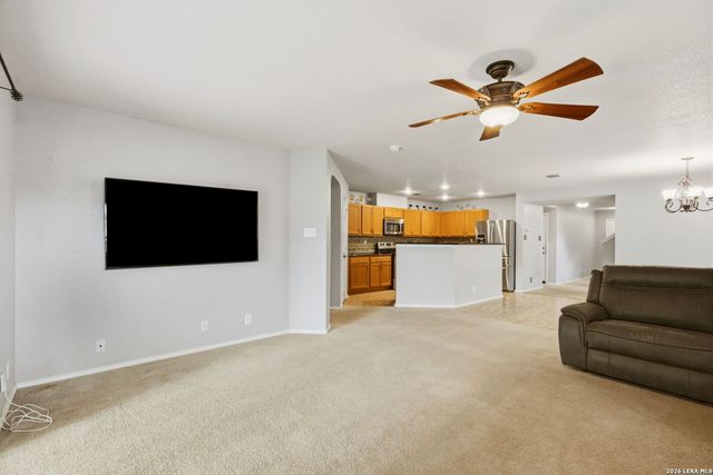 1318 LAUREL LK, San Antonio, TX 78245