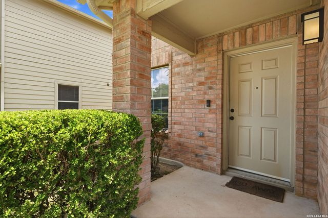 1318 LAUREL LK, San Antonio, TX 78245