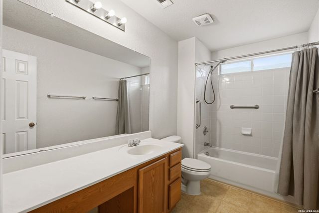 1318 LAUREL LK, San Antonio, TX 78245