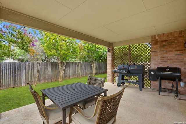 1318 LAUREL LK, San Antonio, TX 78245