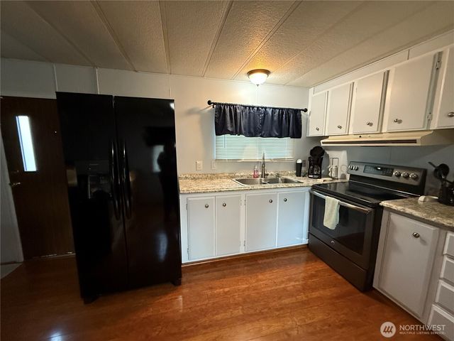 1307 323rd Place, Ocean Park, WA 98640