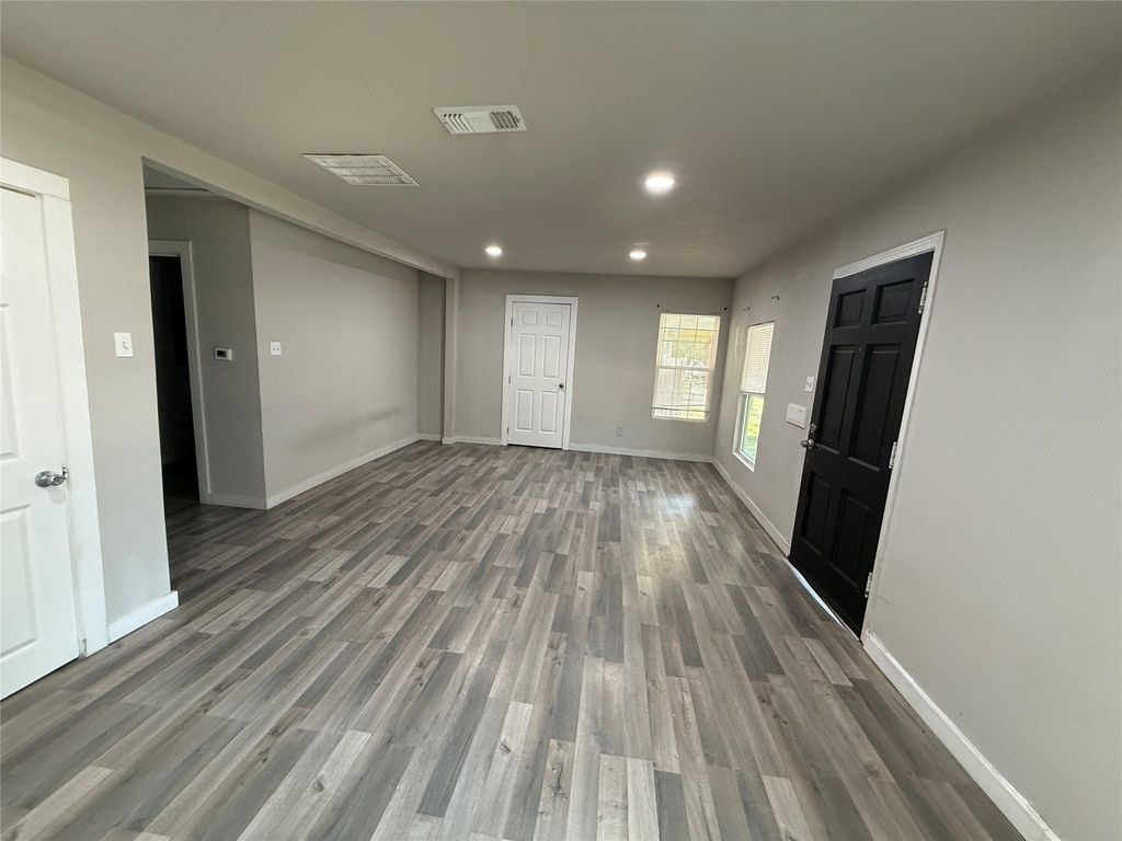 2826 Mcgee Street, Fort Worth, TX 76112 — photo 5