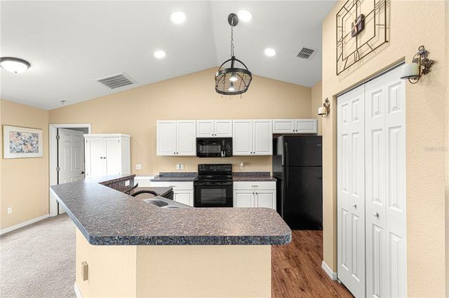 8 HEMLOCK RADIAL, Ocala, FL 34472