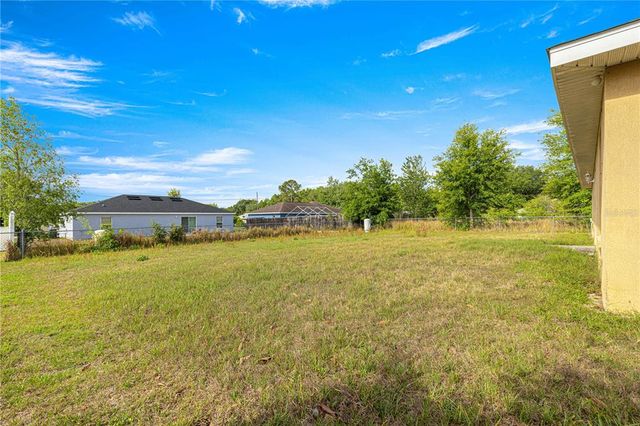 8 HEMLOCK RADIAL, Ocala, FL 34472